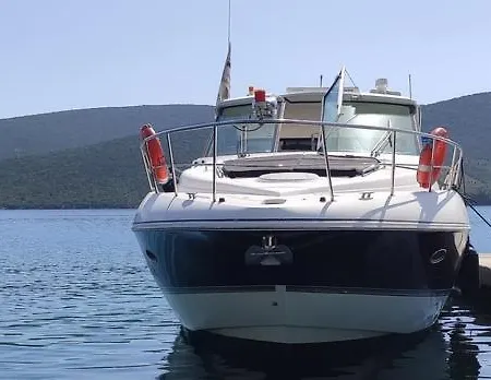 Themis Mcpy Botel *