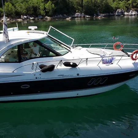 Themis Mcpy Botel *