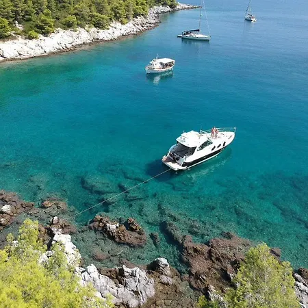 Themis Mcpy Botel Skiathos-Stadt